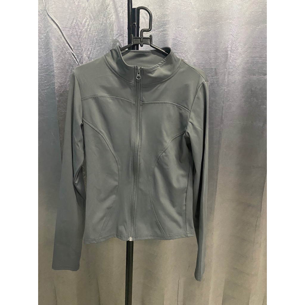 preloved baju olahraga