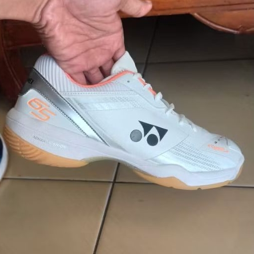 Sepatu Badminton Yonex Shb 65 Z
