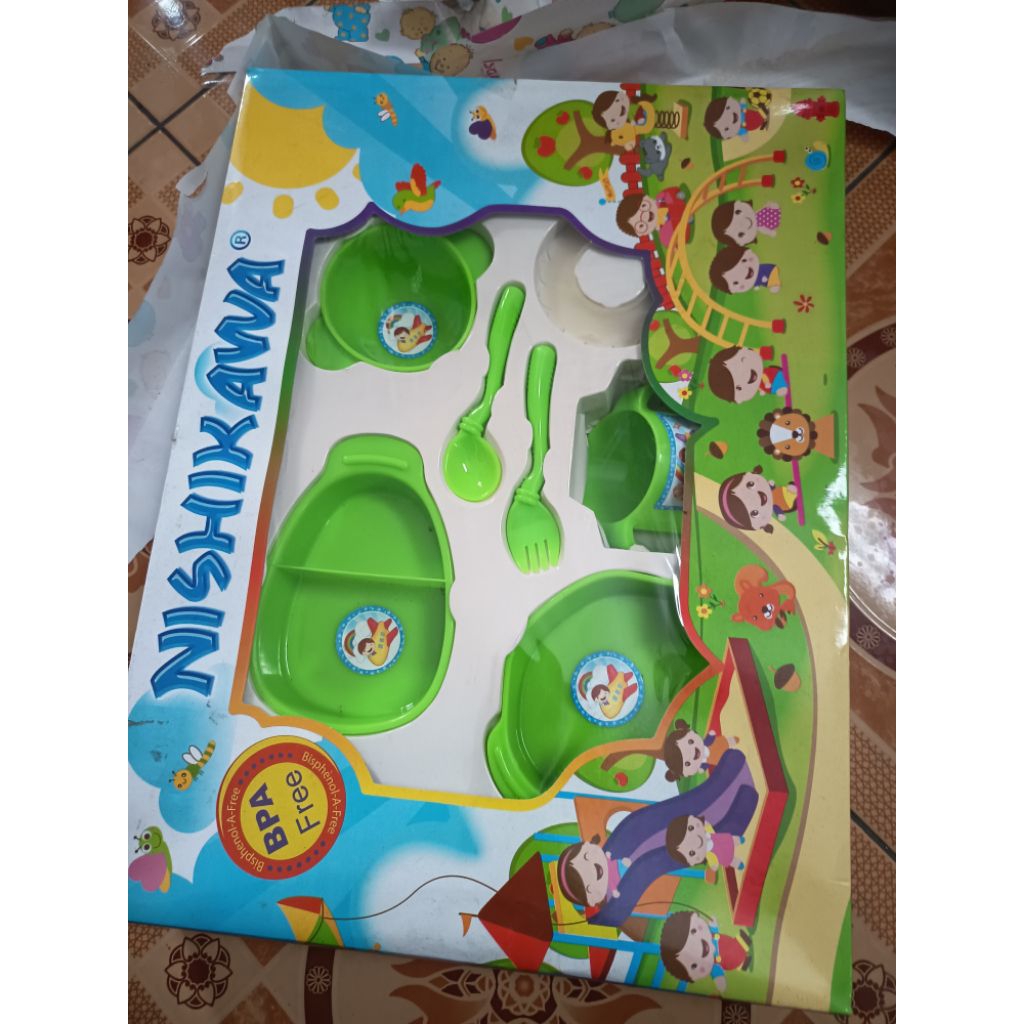 Nishikawa feeding set tempat makan bayi BESAR