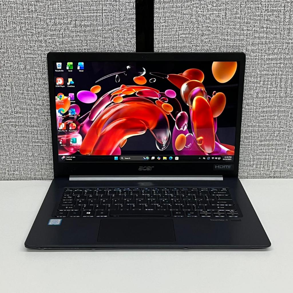 Acer Travelmate X514-51 | Core i7 Gen 8 8565U | Touchscreen