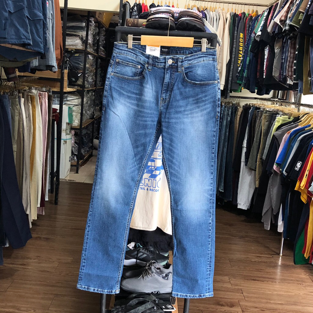 CELANA PANJANG JEANS TIRAJEANS SLIM TAPERED 224K051