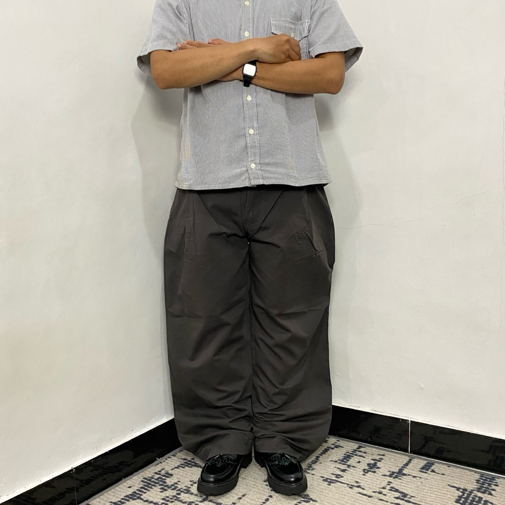 Beslow charcoal baggy pants