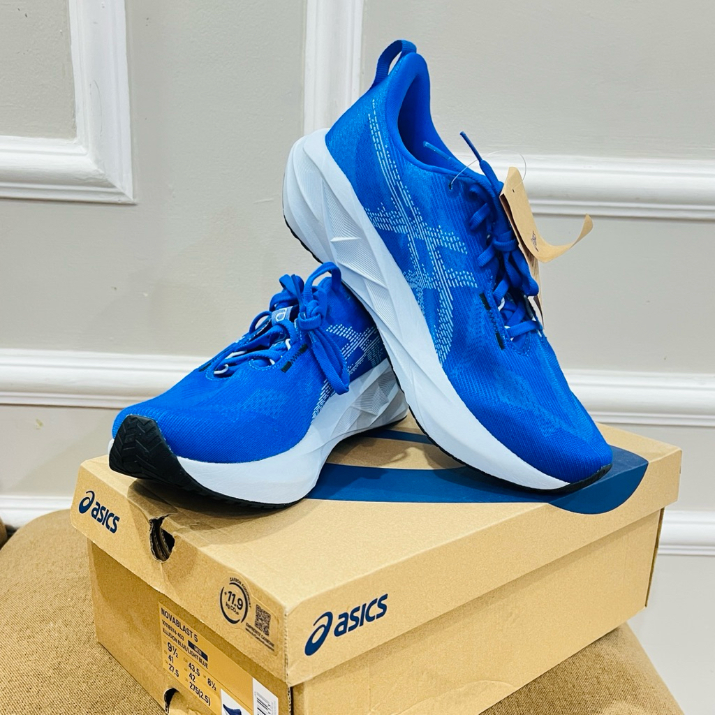 ASICS NOVABLAST 5 ILLUSION BLUE ORIGINAL NEW / RUNNING SHOES
