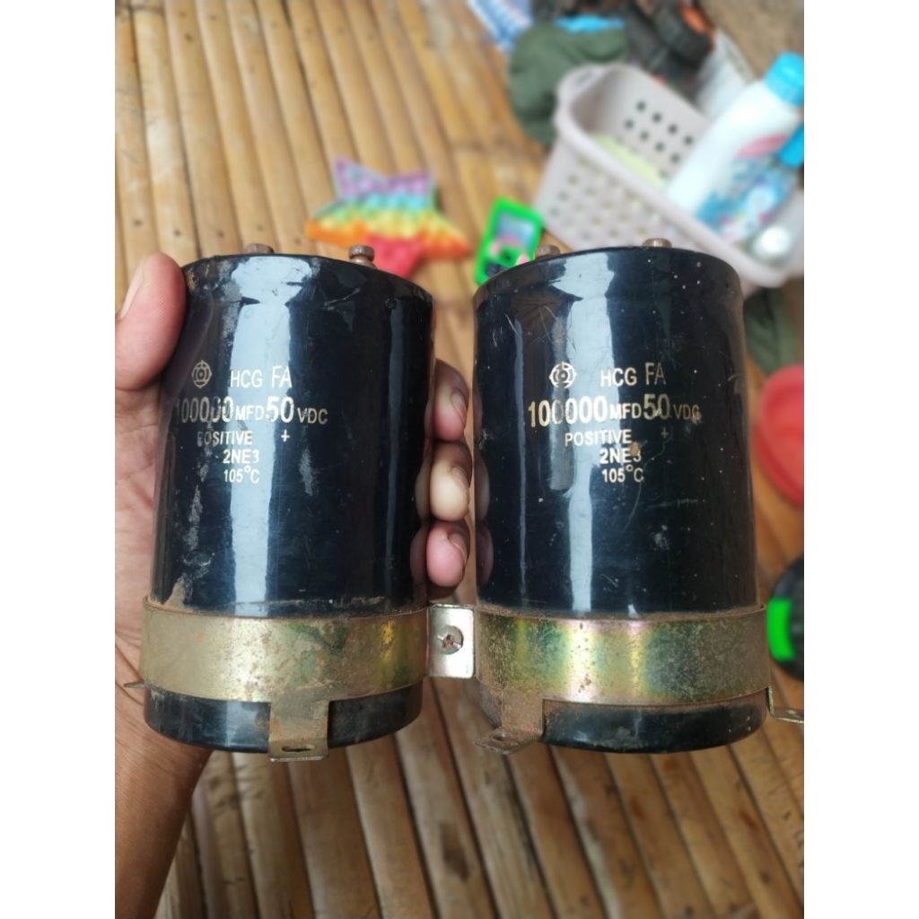sepasang elco 100000uf 50v merek HCG FA ori bekas normal (elco jumbo)