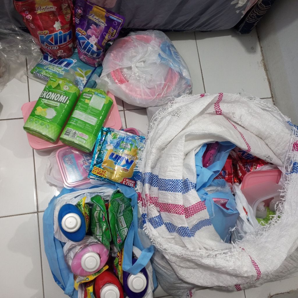 Paket So Klin Detergen