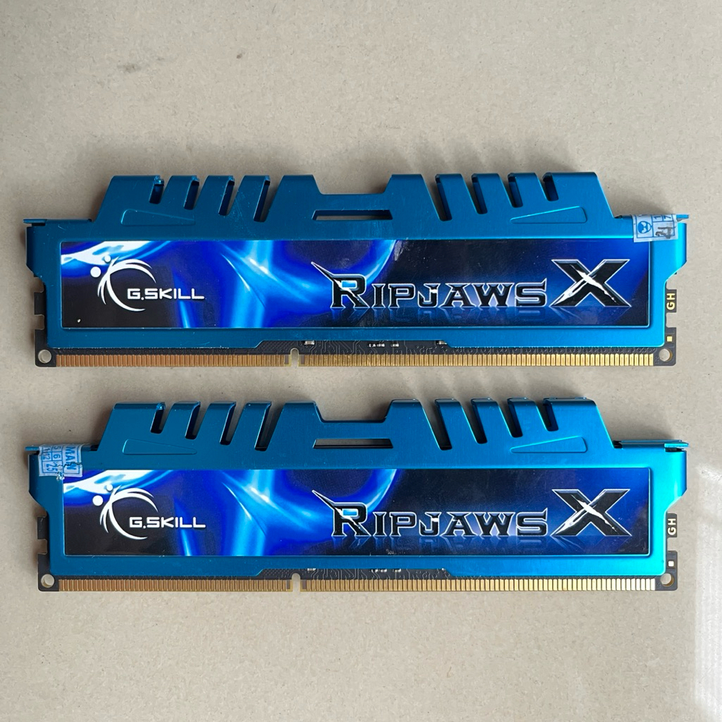 RAM GAMING G.SKILL 8GB KIT 2X4GB PC3-12800/1600MHZ DDR3 RIPJAWS X BIRU LONGDIMM