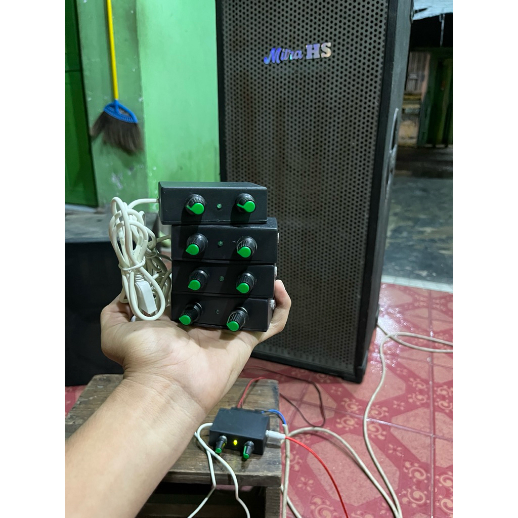 ampli mini 5volt, power ampli mini stereo, ampli mini 2 chanel 5 volt bonus kabel aux