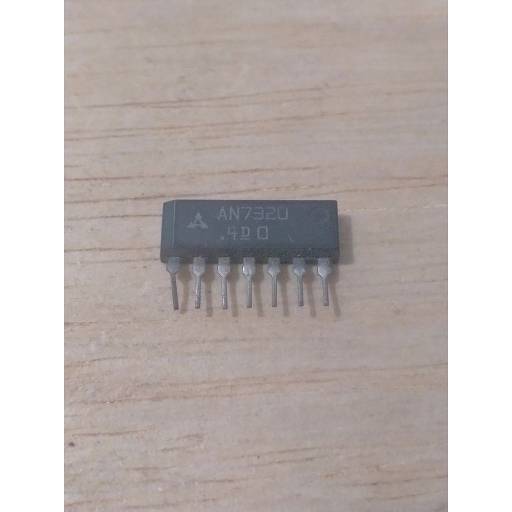 AN7320 MATSUSHITA  Pre Amplifier Circuit