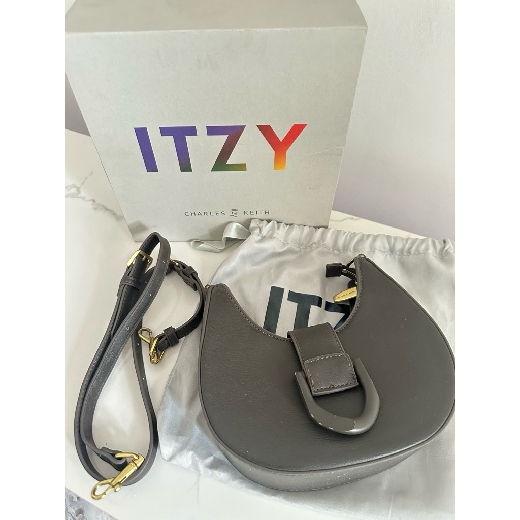 Charles Itzy Keith sling bag