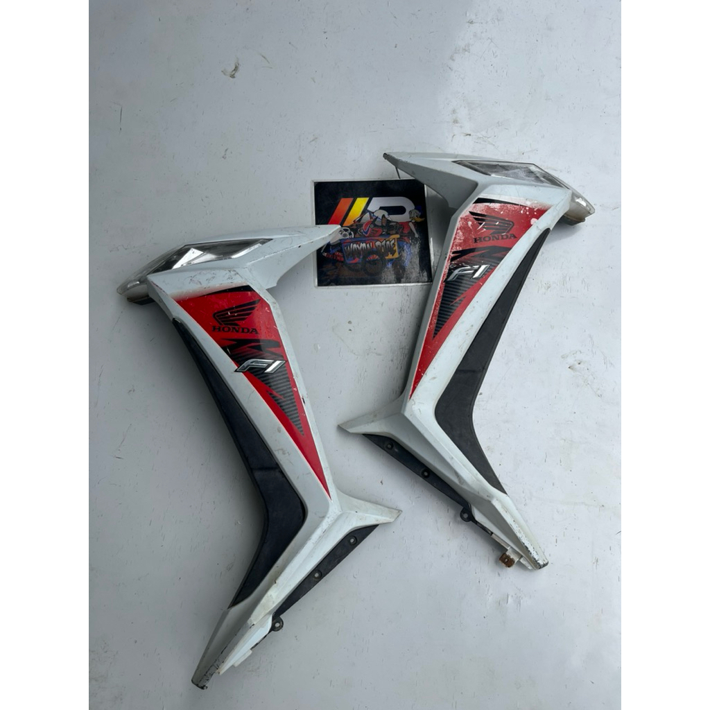 Jual sayap tebeng kanan kiri Honda supra x125 fi original second