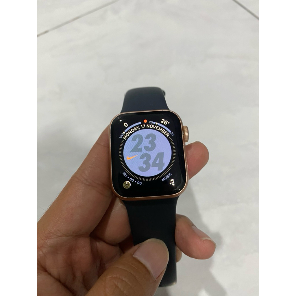 Apple Watch Series 5
