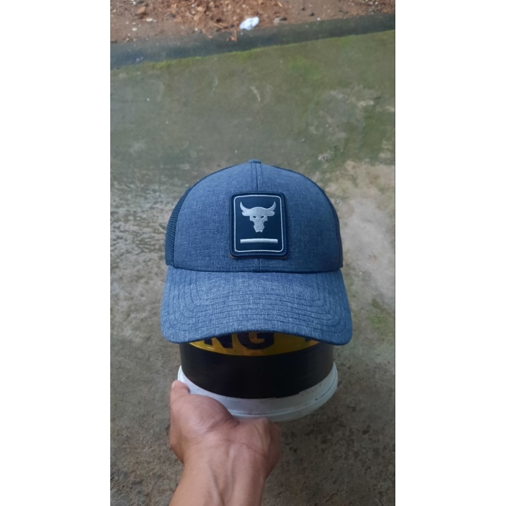 Topi GYM UA Project Rock Trucker Baseball Cap