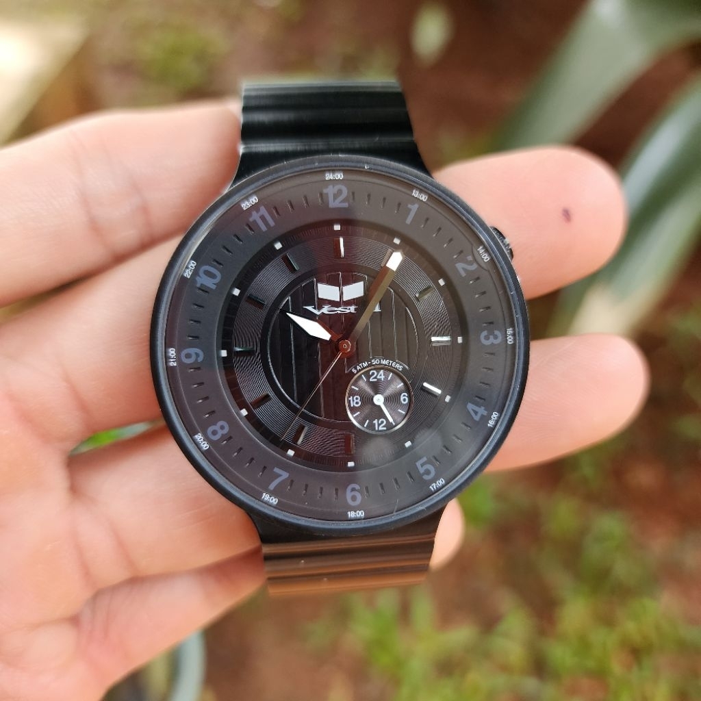 Vestal Surveyor original preloved