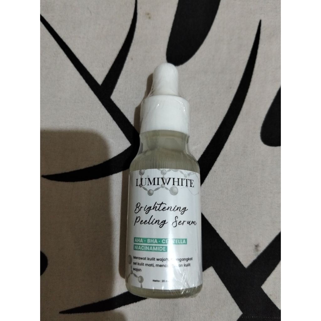 LUMIWHITE Brightening Peeling Serum
