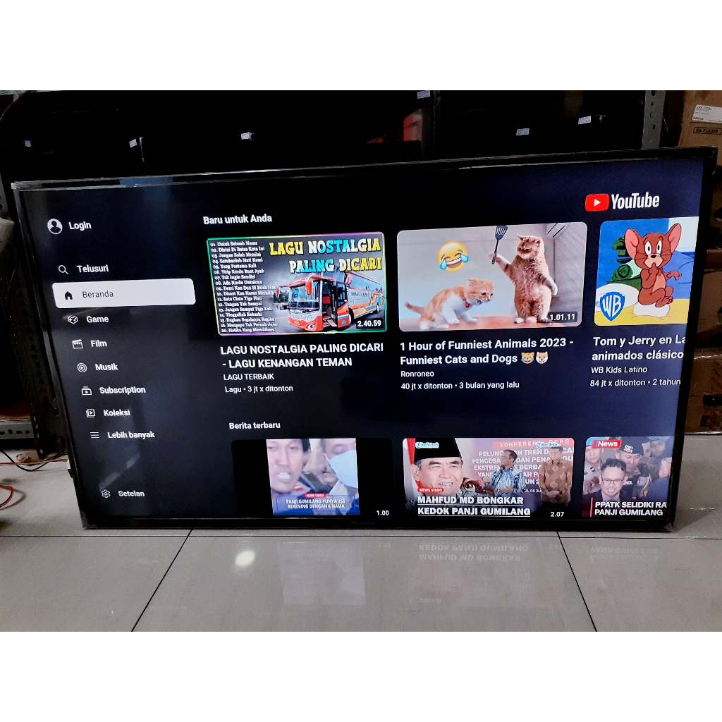 TV LED PANASONIC 43IN Android TV Sudah Youtube Digital TV Kondisi bekas pemakaian masih segel kode 2