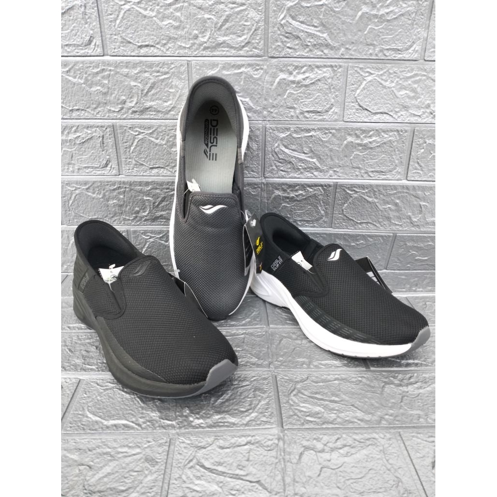 DESLE VELBERT SEPATU LARI SLIP ON