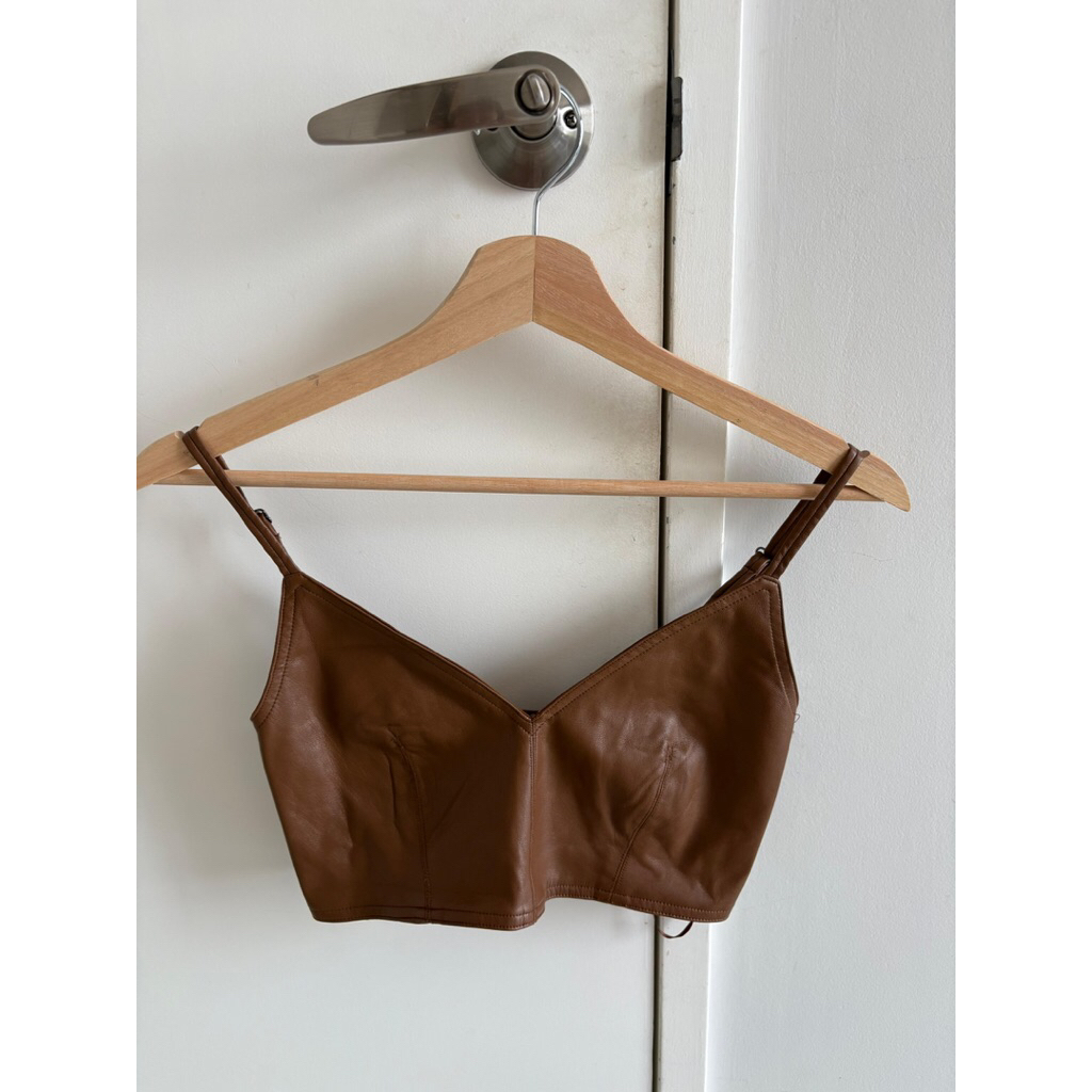 Atasan wanita pemakaian pribadi/Dalamn wanita pemakaian pribadi