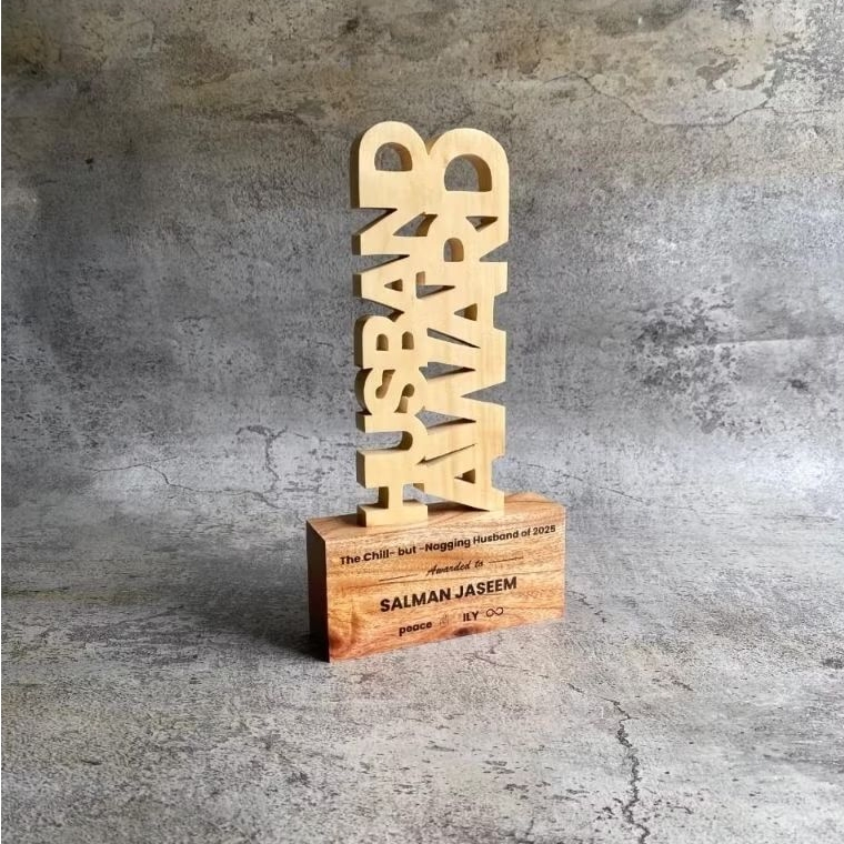 PIALA / PLAKAT KAYU CUSTOM