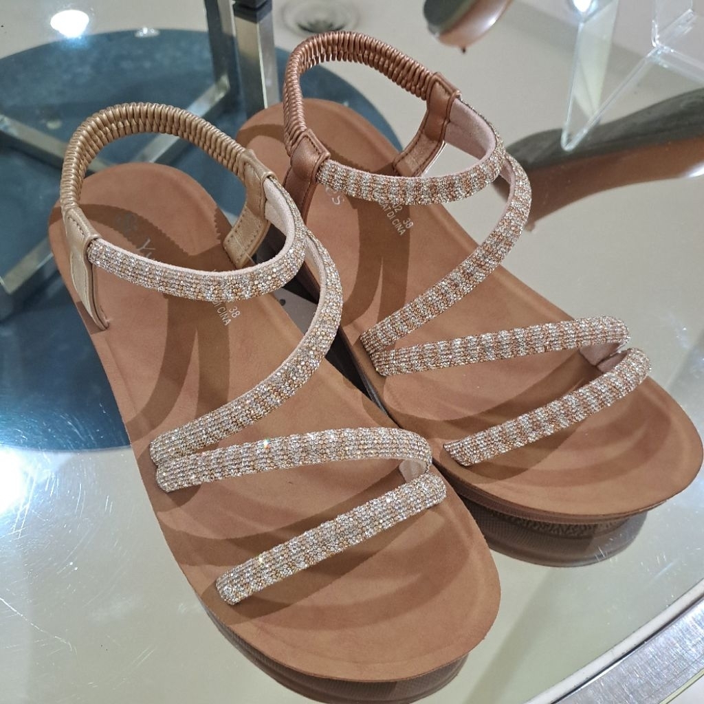 sandal tali wanita st.yves