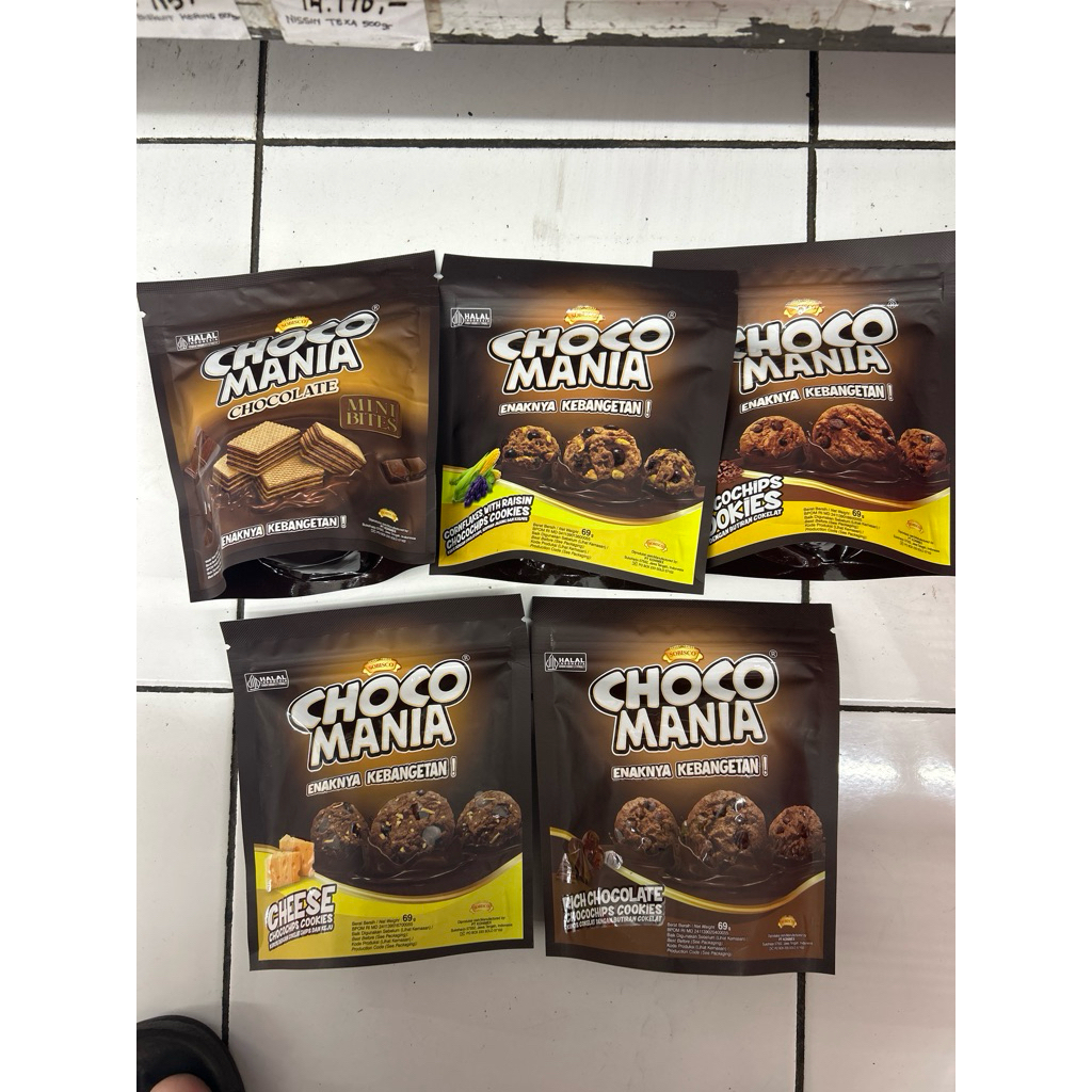 CHOCO MANIA 69/70gram aneka rasa