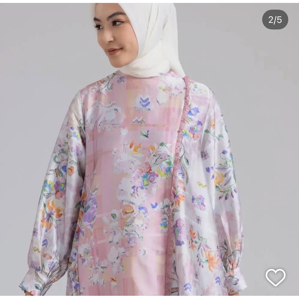 Kolara top Riamiranda