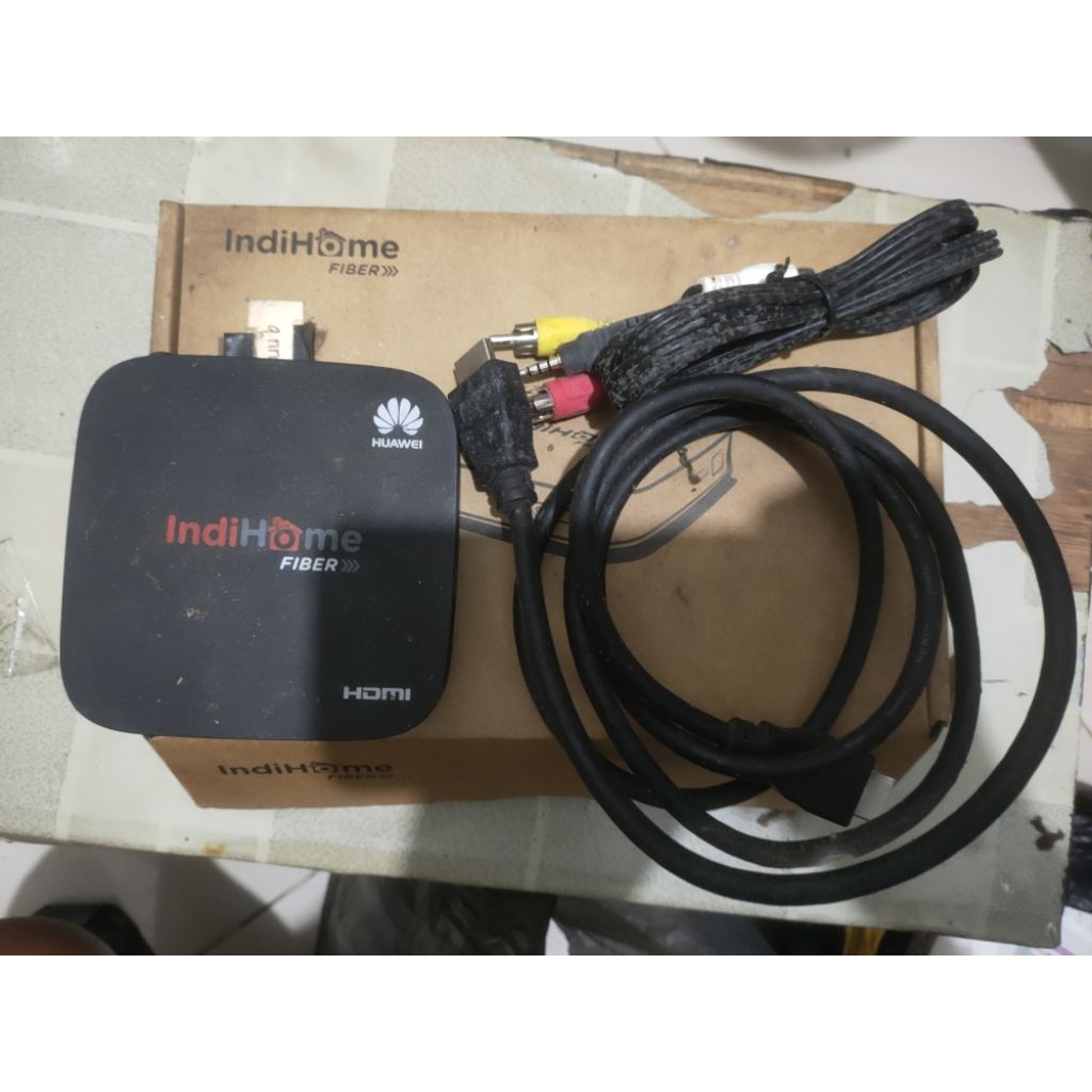 STB Huawei EC6108V9 Fullset Dengan Remote Dan Adaptor