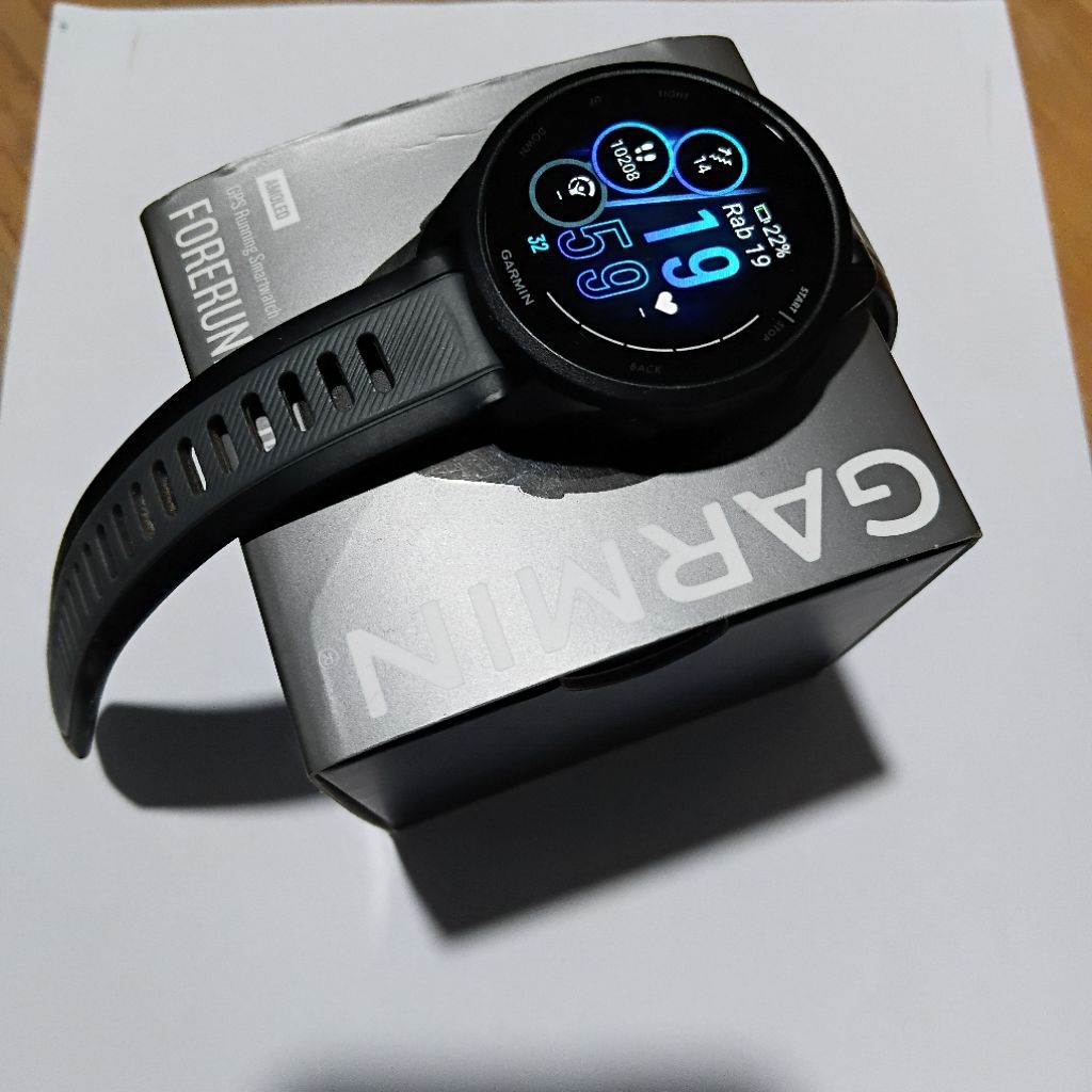 Jam Tangan Sportwatch Garmin 165