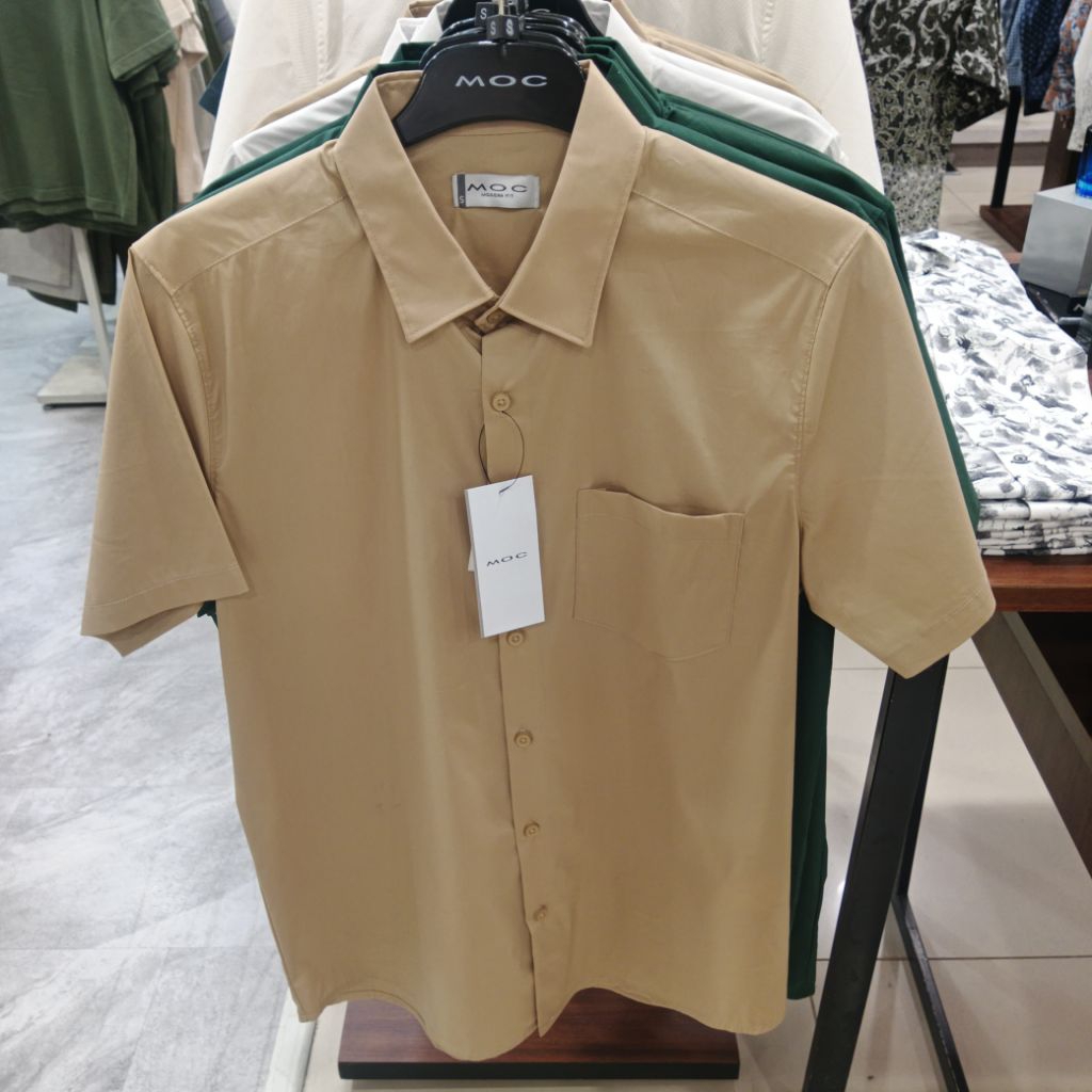 MOC KEMEJA POLOS PRIA LENGAN PENDEK ORIGINAL