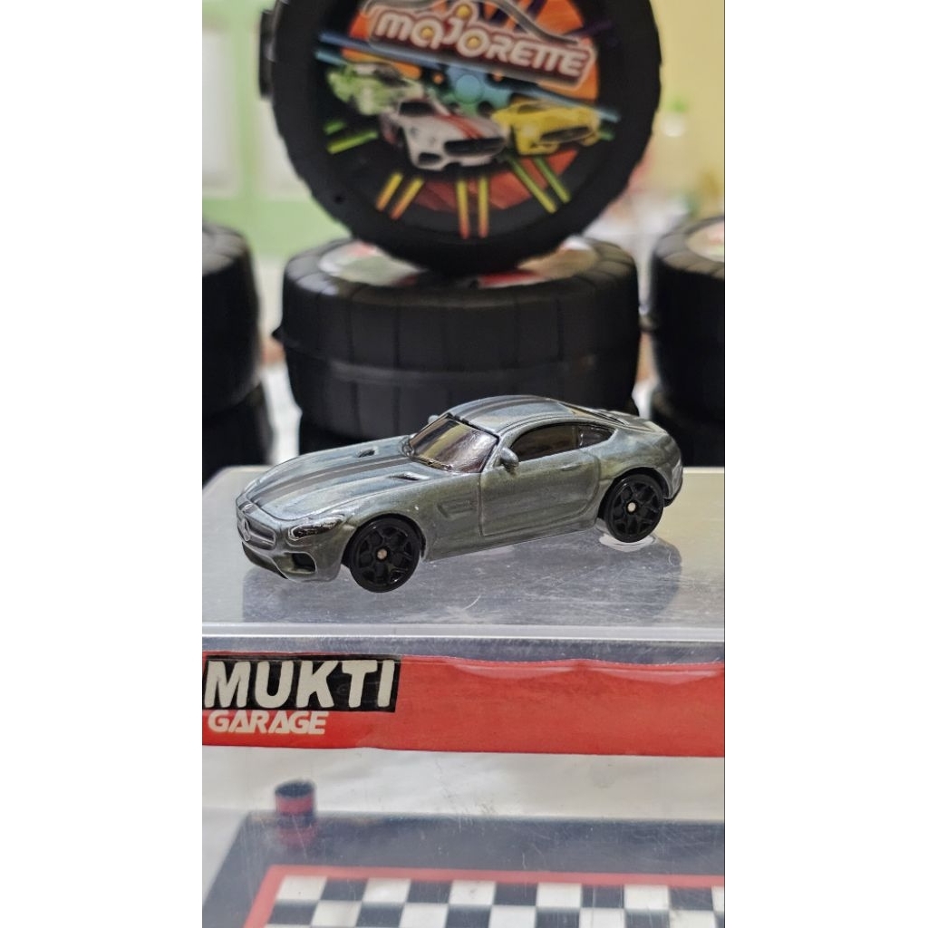Hot Wheels Mercedes AMG GT Loose