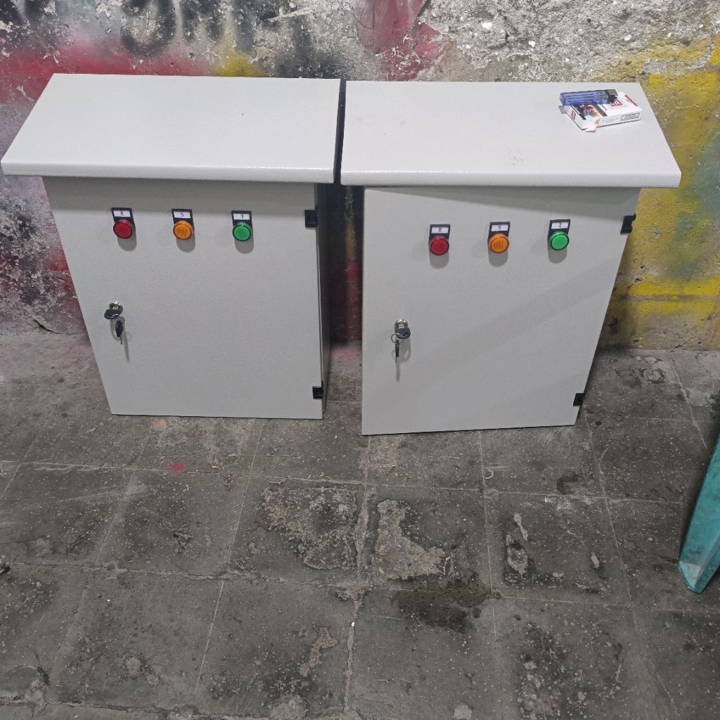 Panel videotroon outdoor 40A 3P schbeider