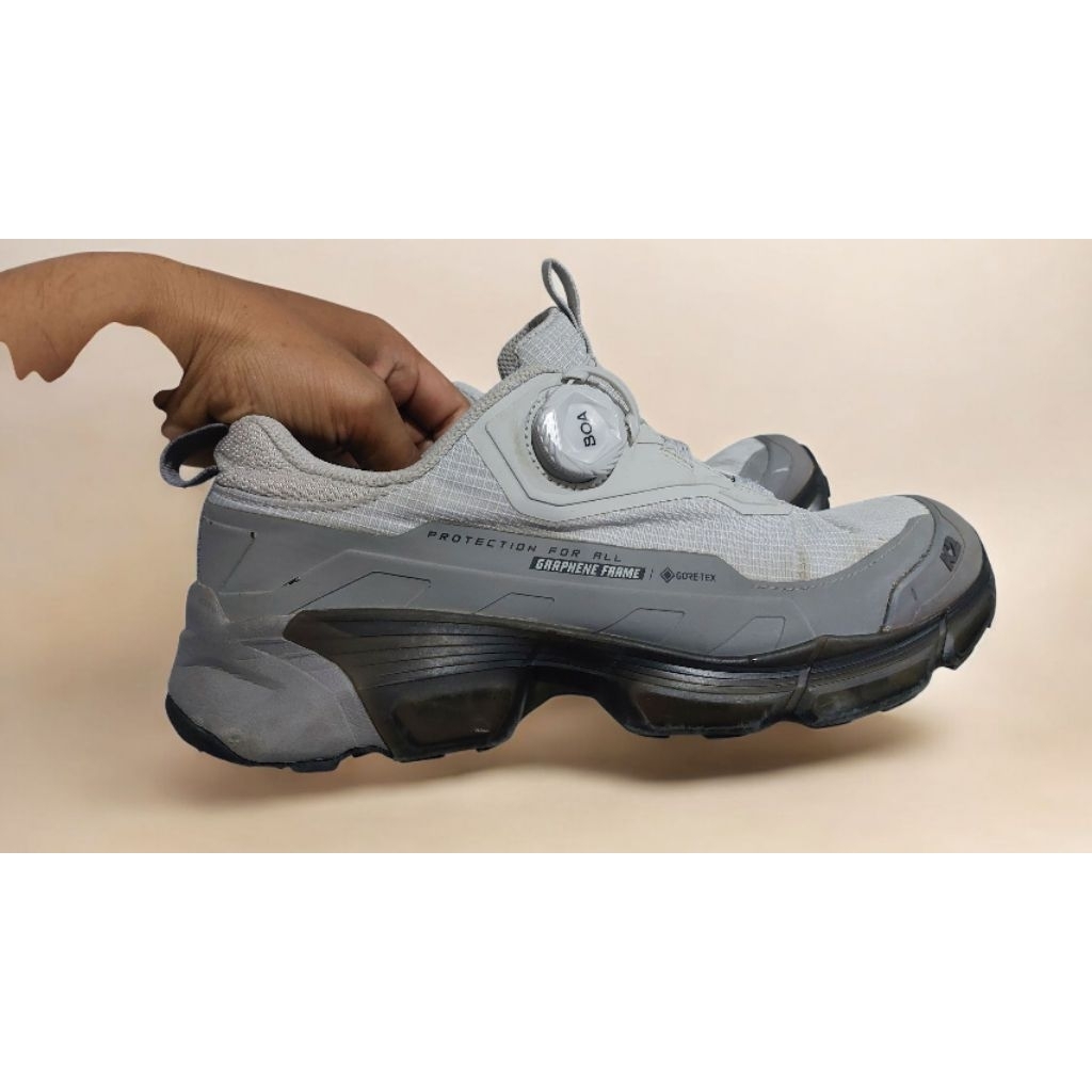 Sepatu Gunung Boa K2 goretex second preloved