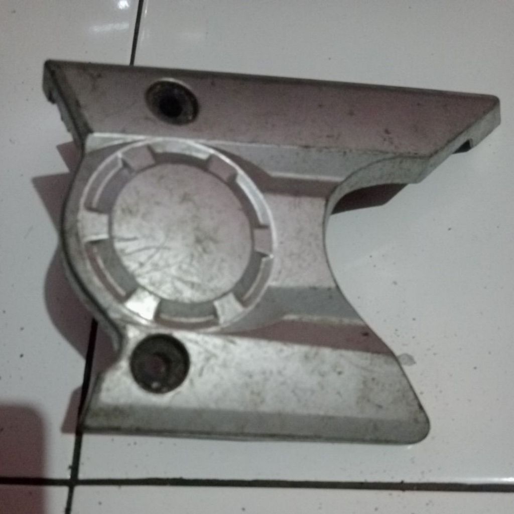 tutup gir Jupiter robot