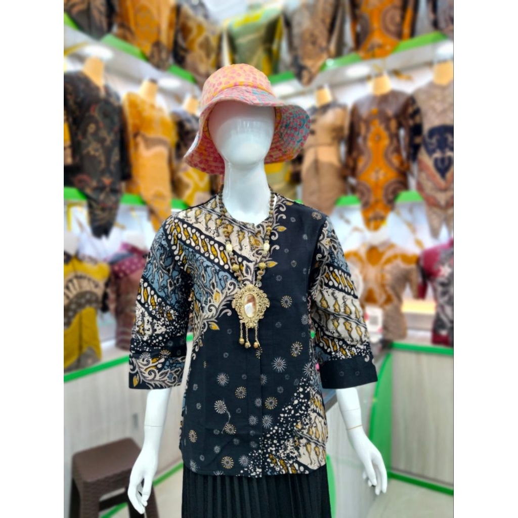 Blouse Batik Atasan wanita Qistina batik bahan katun halus model kancing depan lapis full furing tri