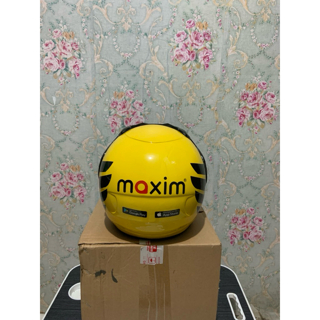 HELM MAXIM