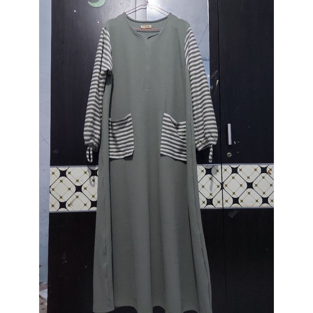 Gamis daily by zanuba preloved
