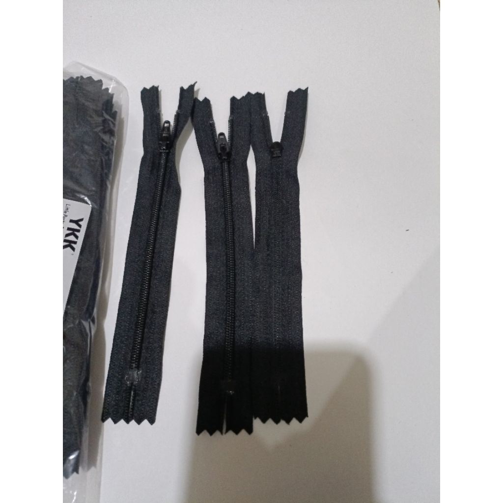 Resleting celana bahan ykk panjang 6 inc 15 cm
