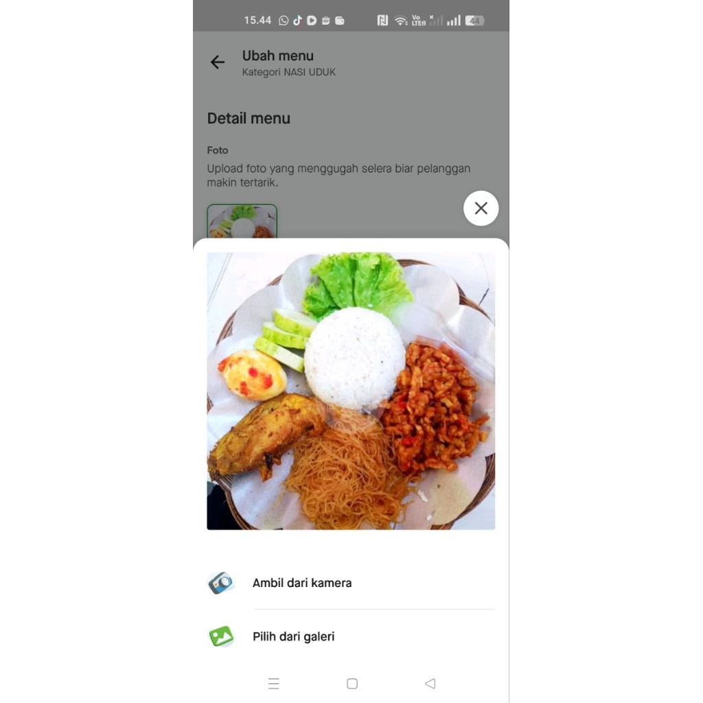 Nasi Uduk Ayam dan Telor