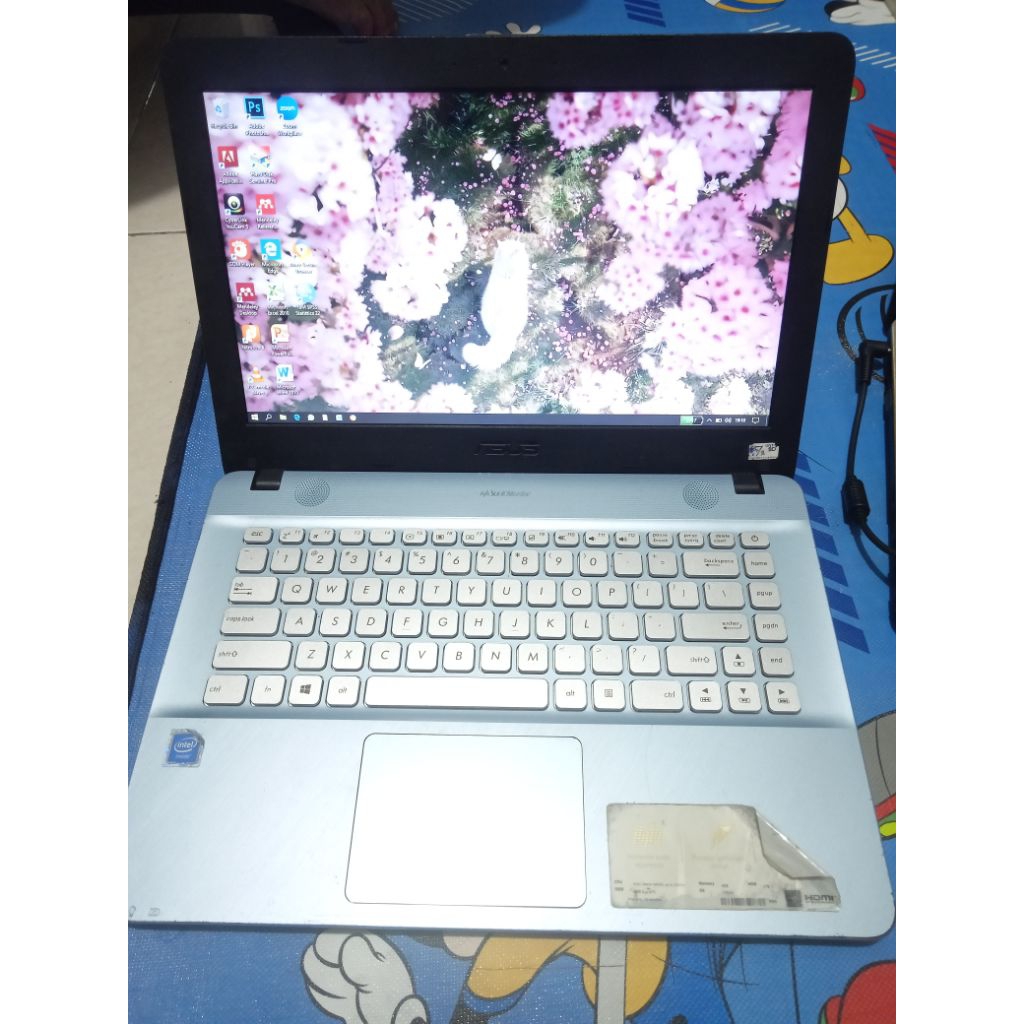 Laptop ASUS X441M Intel Celeron Peacock Blue Second/Bekas
