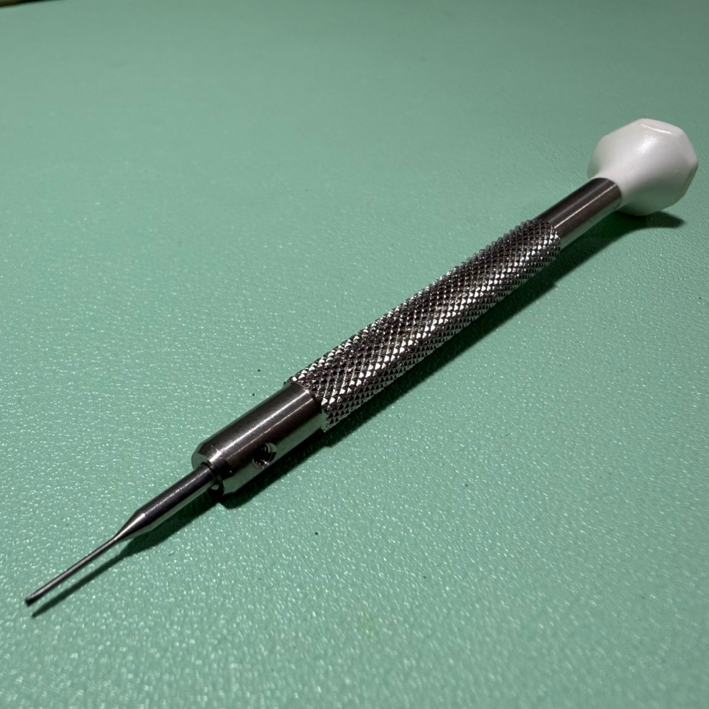 Obeng Pasang Balance wheel Seiko 7009 & 7S26A Baut - 0.6mm Premium Stainless 316L