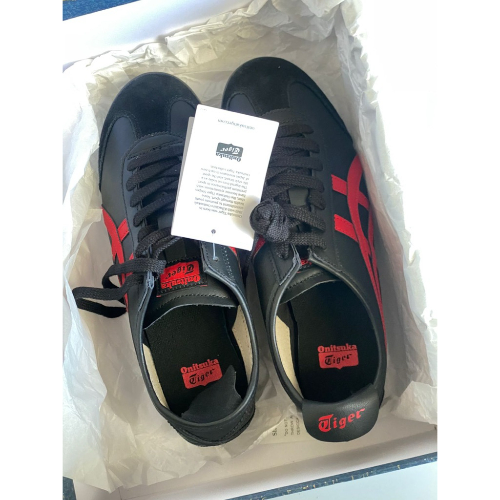 Onitsuka Tiger Mexico 66 Black Red. (BNWT) replace box sz 42