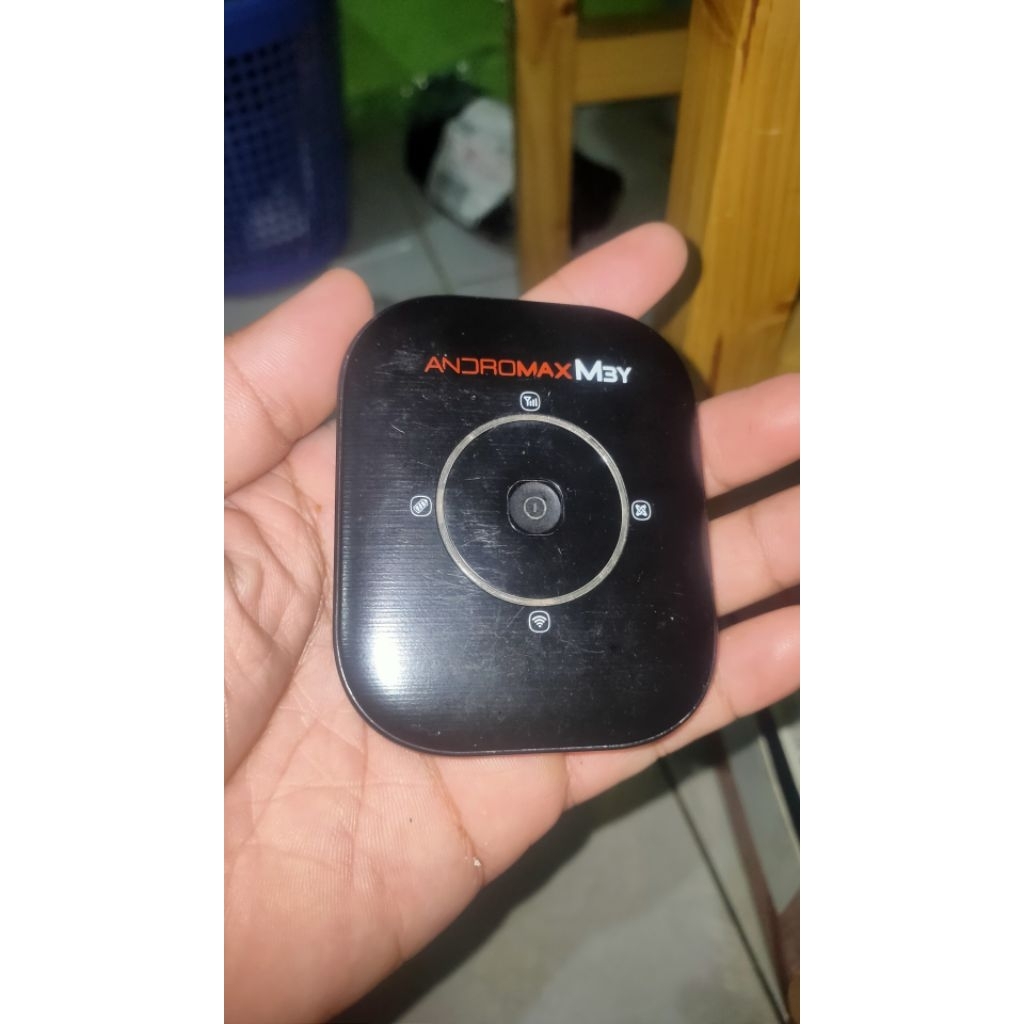 MODEM ANDROMAX M3Y BEKAS NYALA