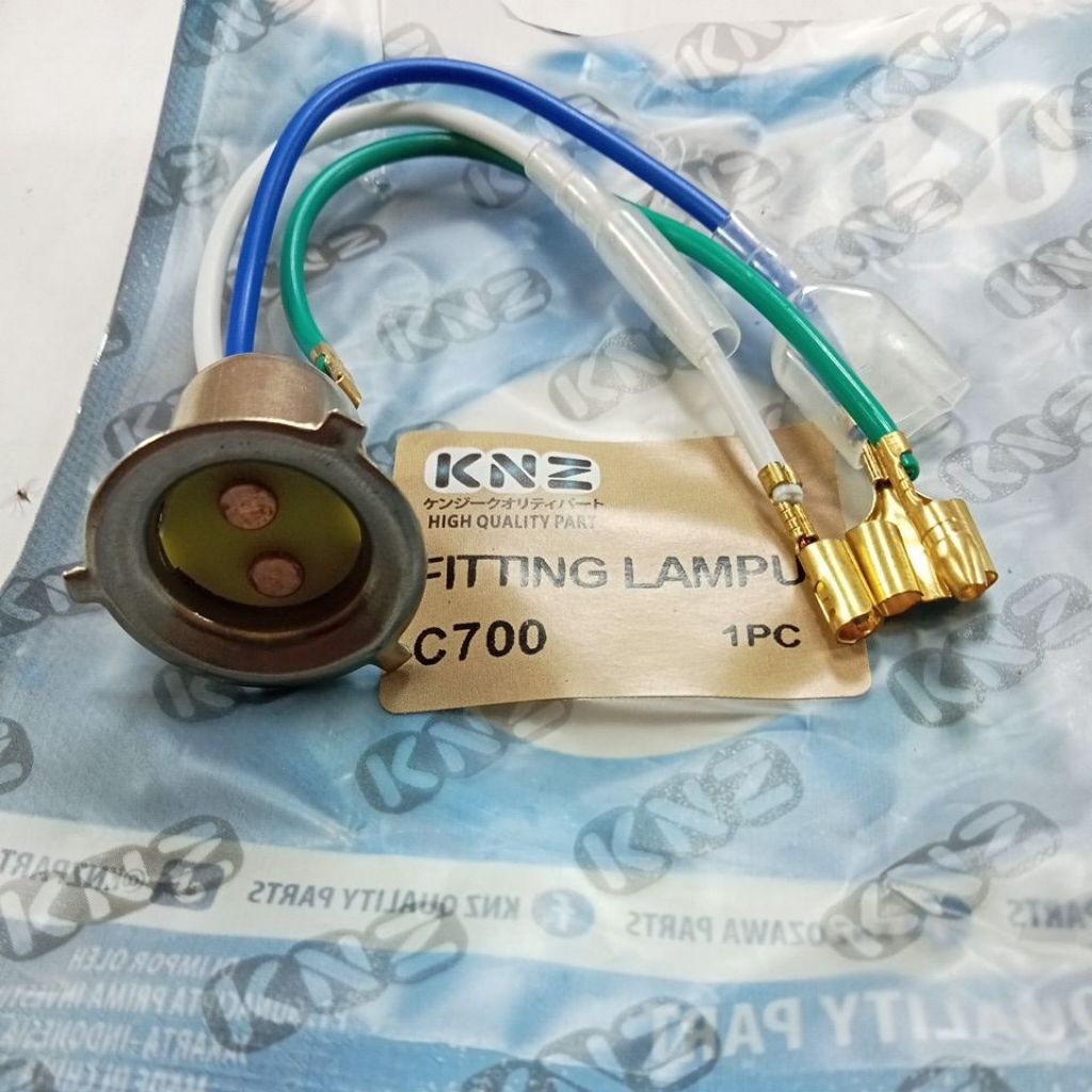 FITTING LAMPU DEPAN HONDA C700 SOKET LAMPU DEPAN KNZ