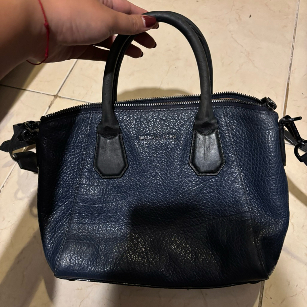 READY preloved MK sling bag navy blue black