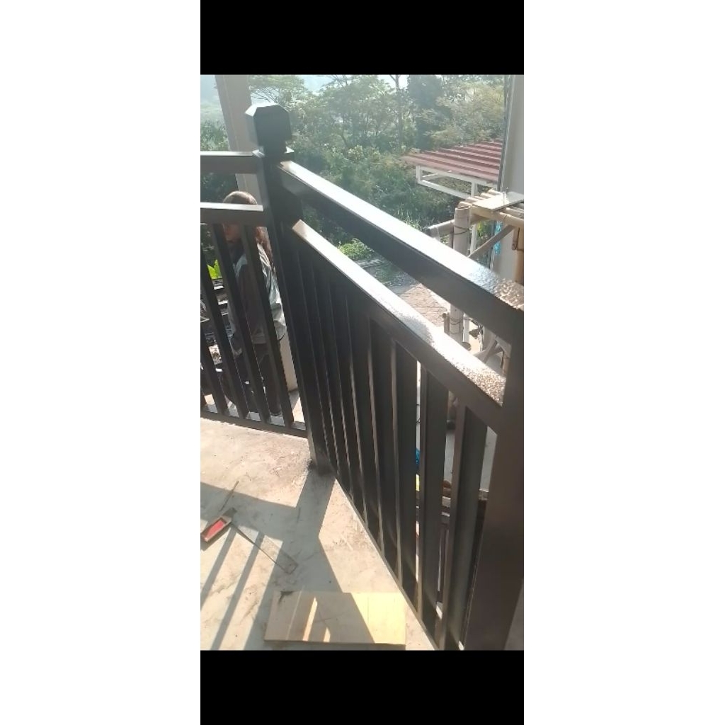 balkon, railing tangga, pagar minimalis modern