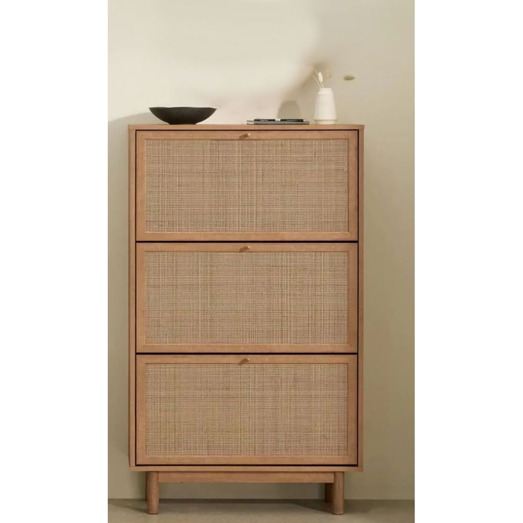 lemari sepatu kayu jati Jepara lemari sepatu kayu rotan jepara lemari sepatu minimalis modern lemari