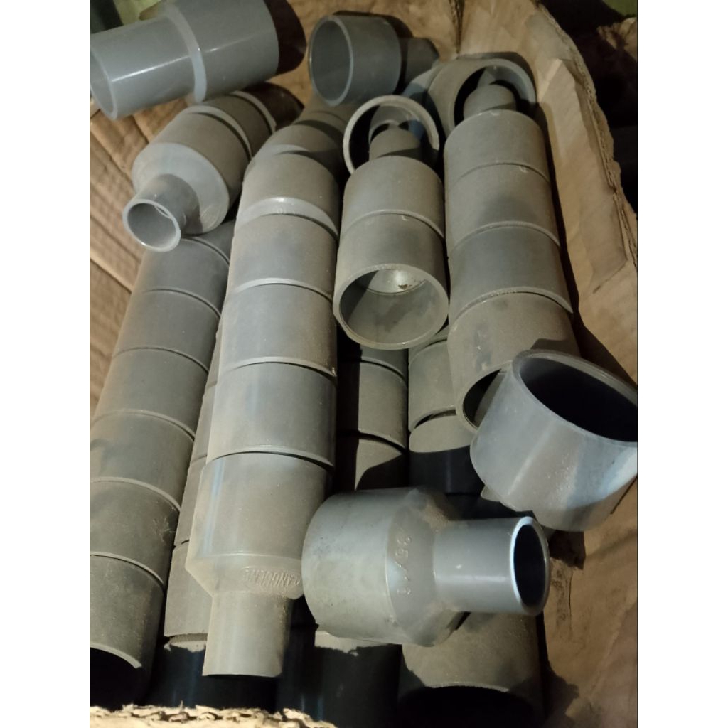 Reducer PVC untuk Sambungan pipa