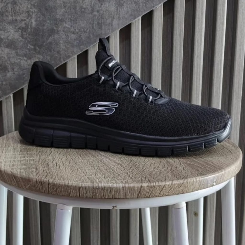Sepatu Full Black Pria SKECHERS Burns(Model Slip On, Tali Variasi) 8790067/BBK 100% Original Resmi (