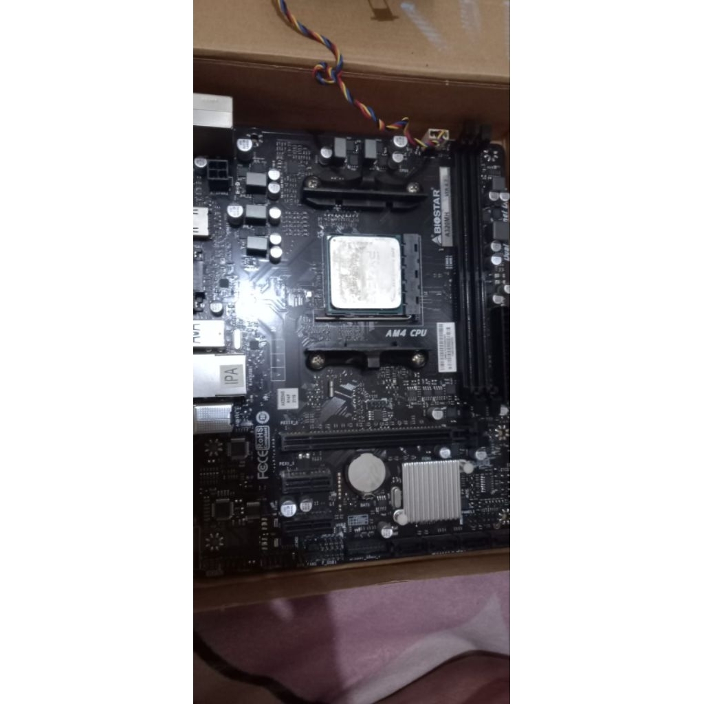 mobo amd am4 ddr4 PROSESOR amd ryzen5 1600