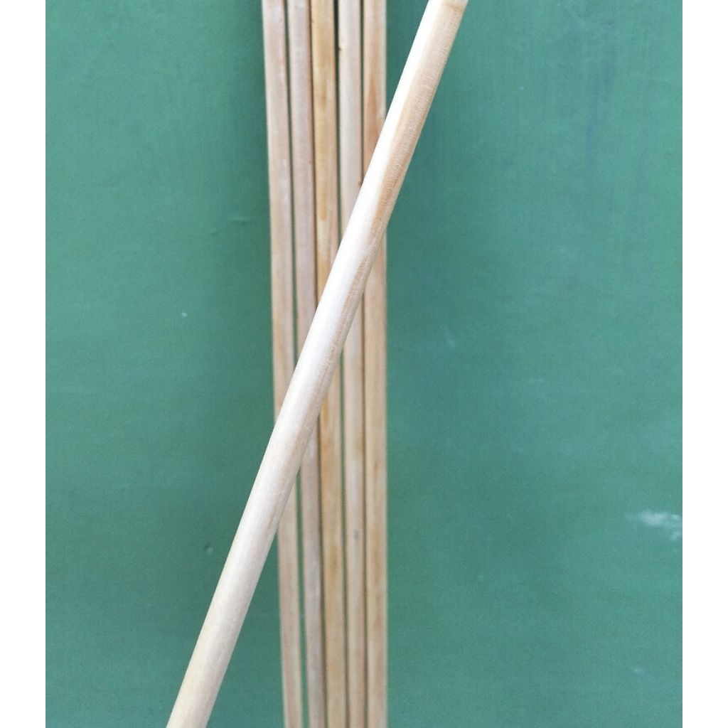 shaft spruce sortir berat dan kelurusan sudah self nock