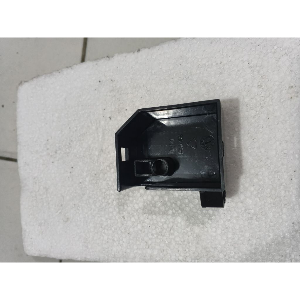 Tutup modul kulkas aqua inverter